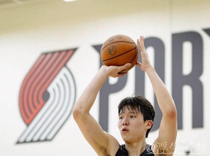 杨瀚森:期待踏入NBA赛场 杨瀚森:期待踏入NBA赛场