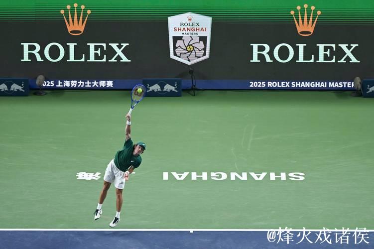 完胜德米纳尔 ATP上海大师赛梅德韦杰夫晋级四强 完胜德米纳尔 ATP上海大师赛梅德韦杰夫晋级四强