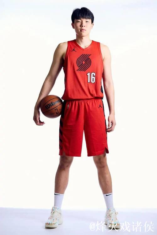 杨瀚森贡献3分3板2助，阿夫迪亚狂砍41分，开拓者1分惊险击败火箭